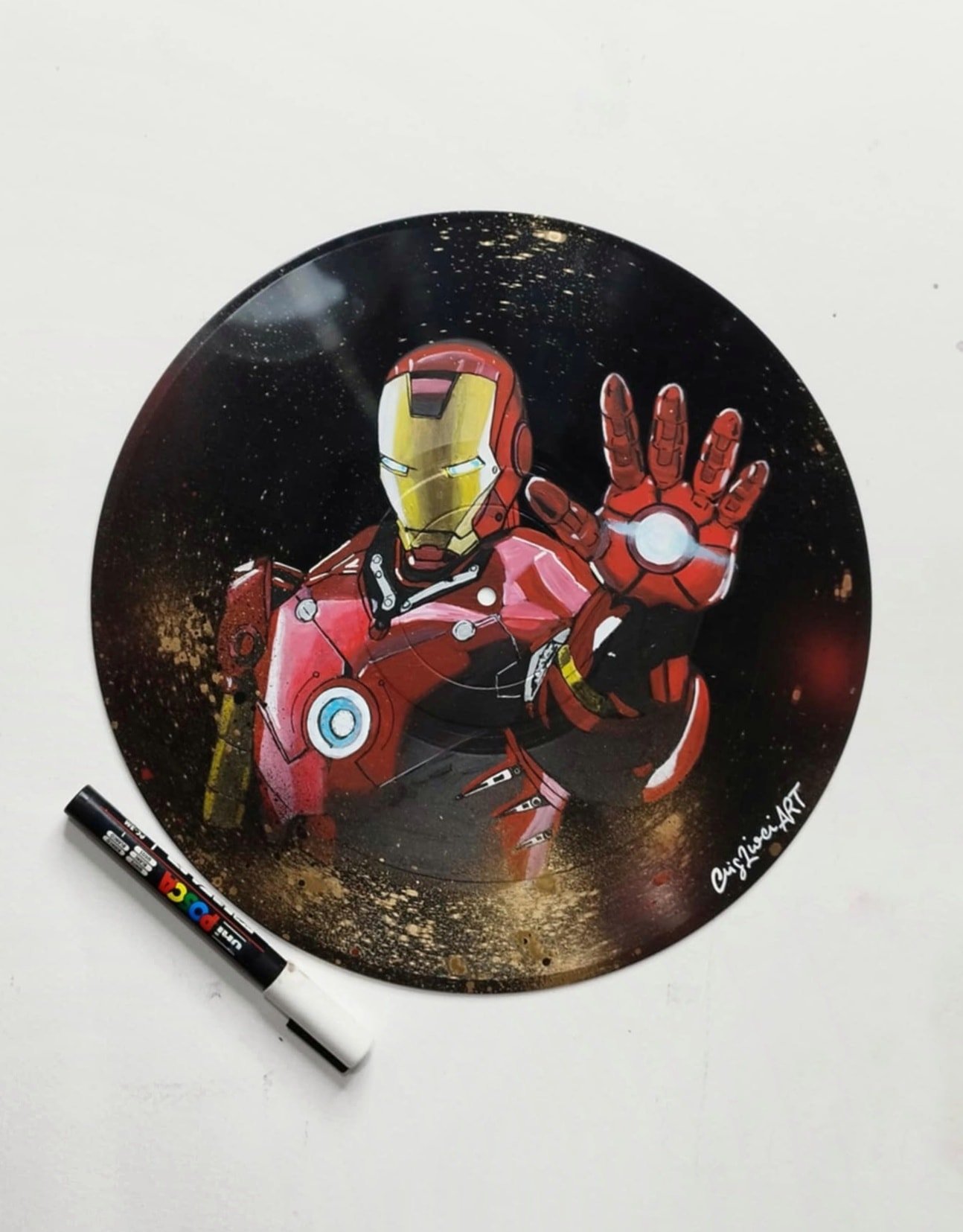 cris lioci art gallery